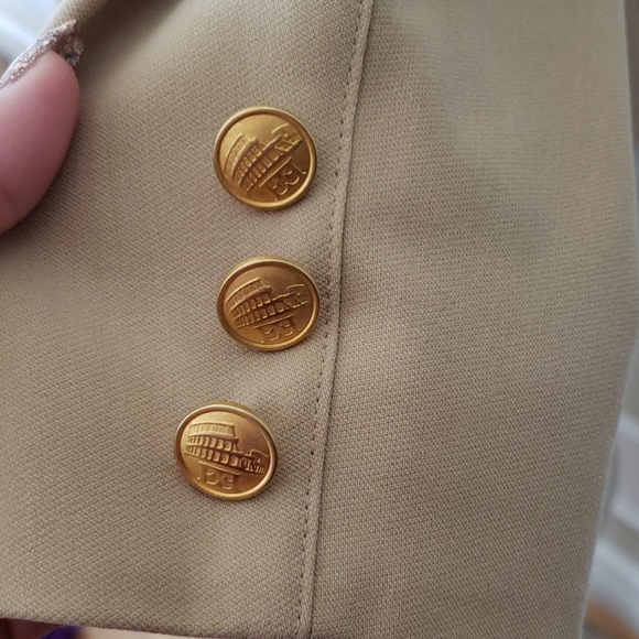 ESCADA wool blazer- beige with gold buttons- Vintage - Picture 3 of 12